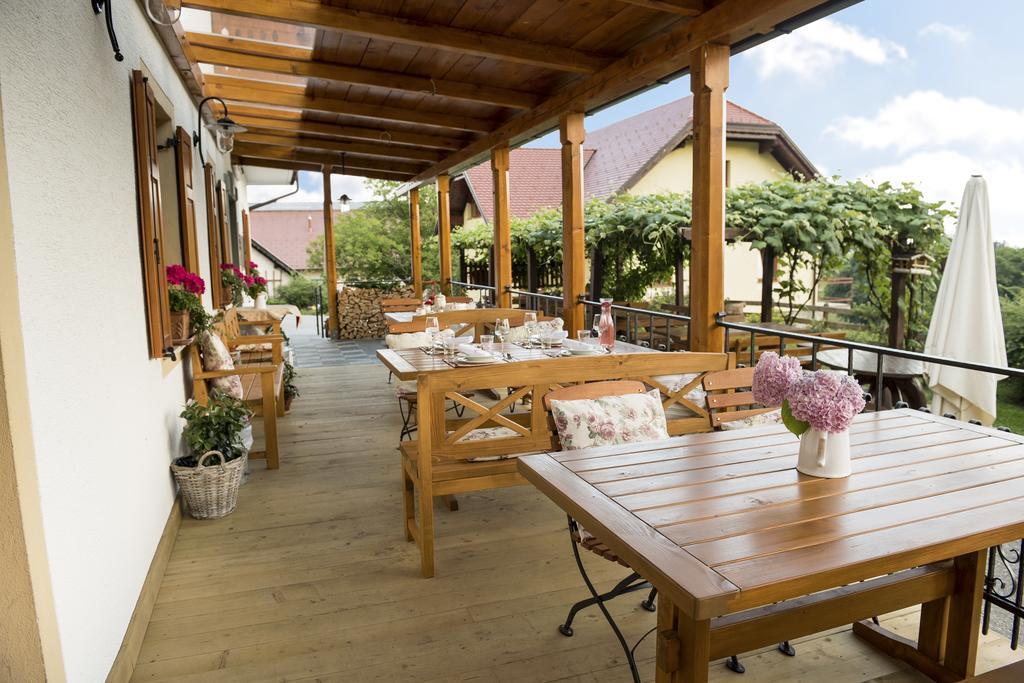 Tourist Farm Stern Pri Kovacniku Hotel Fram Esterno foto